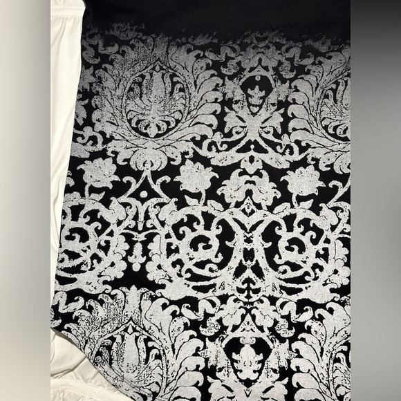 Men’s XL black and mid-evil screened patterned tailed shirt by Lure-2 - Picture 6 of 8